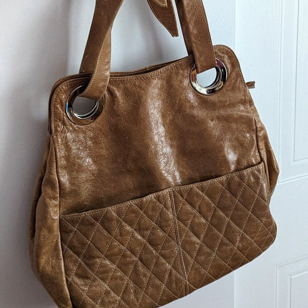 Brazilian light tan genuine leather handbag with adjustable straps
